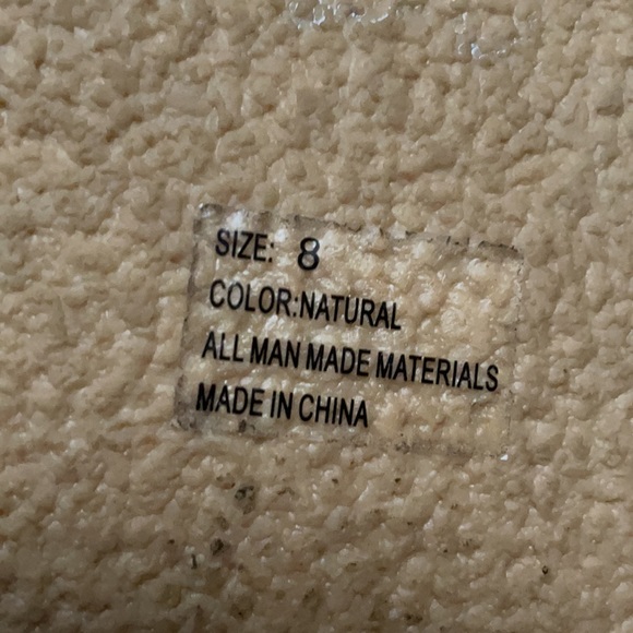 Slides - perfect for warm weather or in the house. BNWOT - Size 8 - Picture 5 of 5